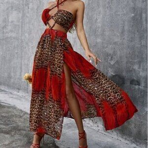 LEOPARD PRINT HALTER BACKLESS PREMIUM MAXI DRESS